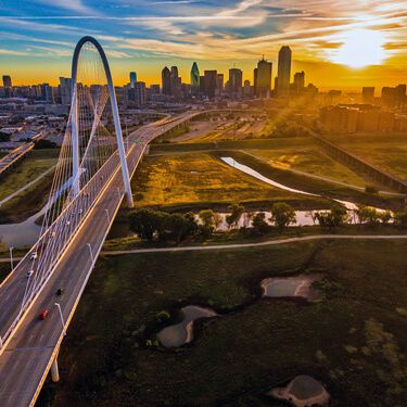 Freight Shipping from Texas to Massachusetts - Skyline with bridge