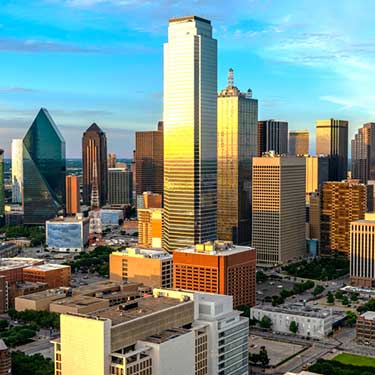 freight-shipping-from-pennsylvania-to-texas-skyline-of-dallas-texas