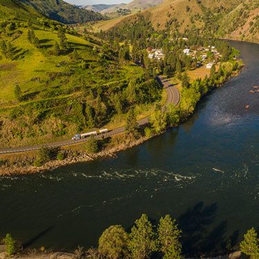 Freight Shipping from Idaho to Utah Truckload Traveling on Highway